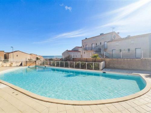 Holiday apartment - 4 persons -  - Rue Christophe Colomb Rés. Mer - 11560 - Fleury D'aude