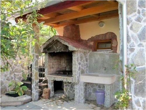 Holiday Home/Apartment - 6 persons -  - Kuntrada - 52212 - Fazana