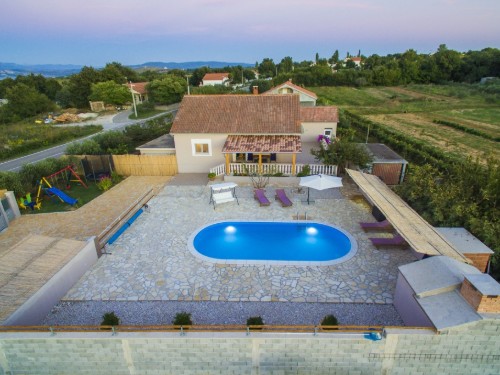 Holiday home - 6 persons -  - 23242 - Islam Latinski