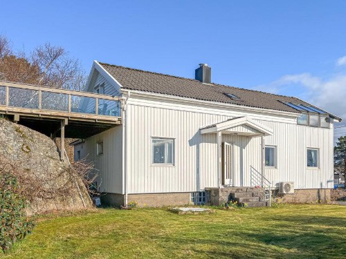 Holiday apartment - 8 persons -  - Langestrandveien - 4513 - Mandal