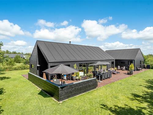 Sommerhus - 8 personer -  - Syrenvej - Stauning - 6900 - Skjern