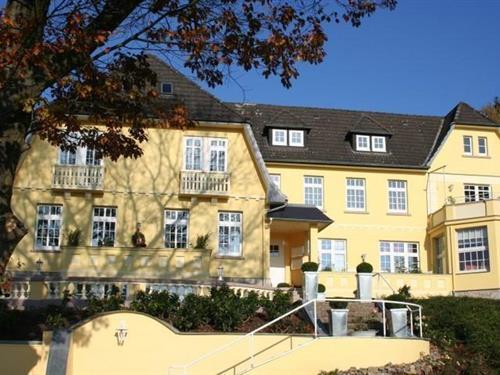 Holiday Home/Apartment - 4 persons -  - Am Rosenhof - 31812 - Bad Pyrmont