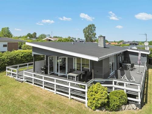 Holiday Home/Apartment - 6 persons -  - Vikærparken - Diernæs - 6100 - Haderslev