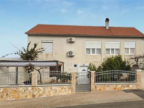 Holiday apartment - 6 persons -  - Gracac - Biograd - Donje Rastane - 23207 - Donje Rastane