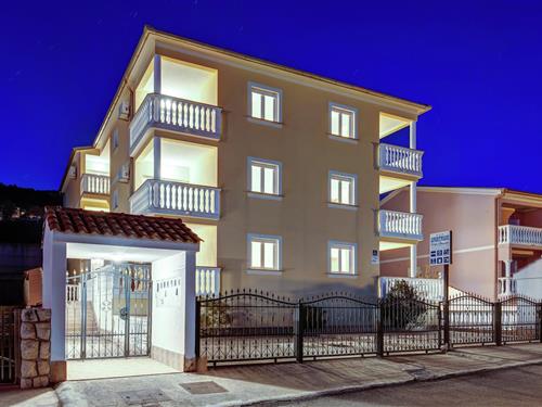 Holiday apartment - 2 persons -  - 51265 - Dramalj