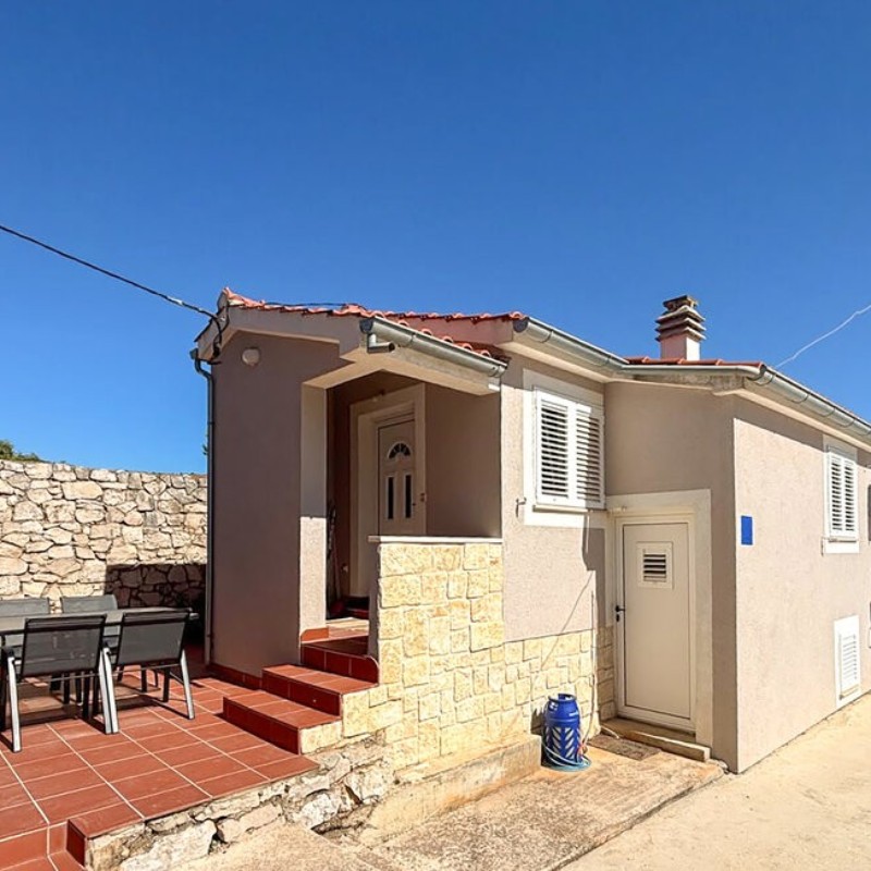 Sommerhus - 2 personer -  - Lokvica - Sibenik-Tribunj - 22211 - Tribunj