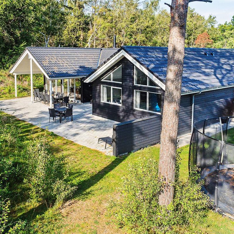 Sommerhus - 18 personer -  - Bøtølundvej - Marielyst - 4873 - Væggerløse