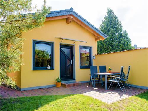Holiday home - 4 persons -  - Robertstraße - 06502 - Thale