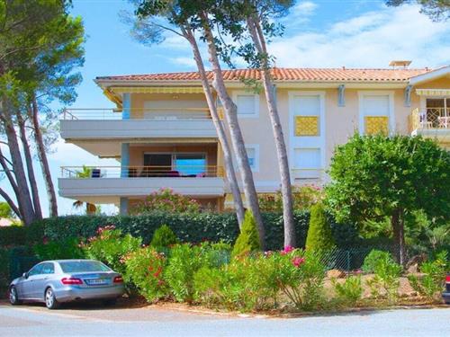 Holiday home - 4 persons -  - 83700 - Saint Raphaël