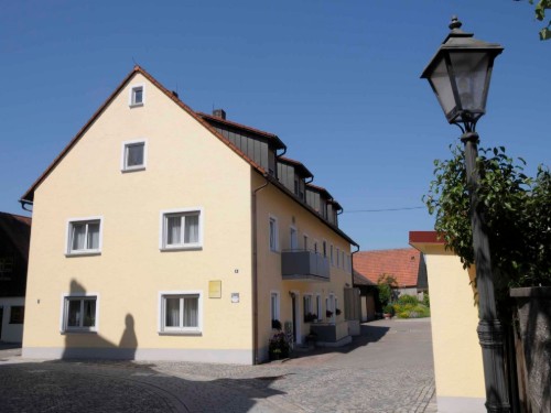 Bauernhof - 4 Personen -  - Schulstraße - 91732 - Merkendorf