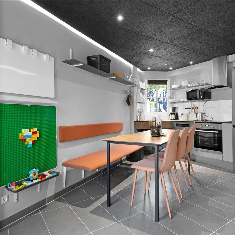 Hotel - 6 Personen -  - Funart - Blokhus - 9490 - Pandrup