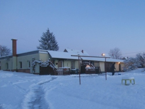 Ferienwohnung - 5 Personen -  - Dorfstraße 16 b - 17139 - Malchin / Gorschendorf