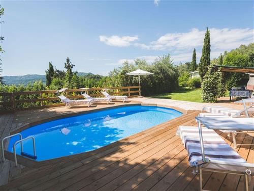 Holiday home - 6 persons -  - Camaiore - 55041