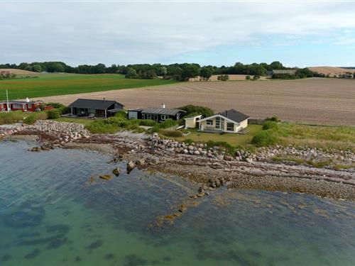 Sommerhus - 5 personer -  - Stenene - Langø - 5390 - Martofte