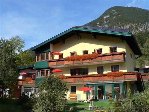 Holiday Home/Apartment - 4 persons -  - Buchauer Straße - 6212 - Maurach