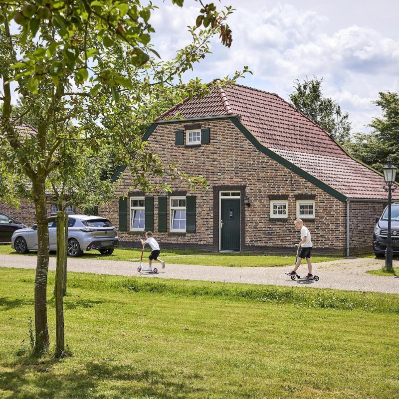 Villa - 9 personer -  - 6088NT - Roggel