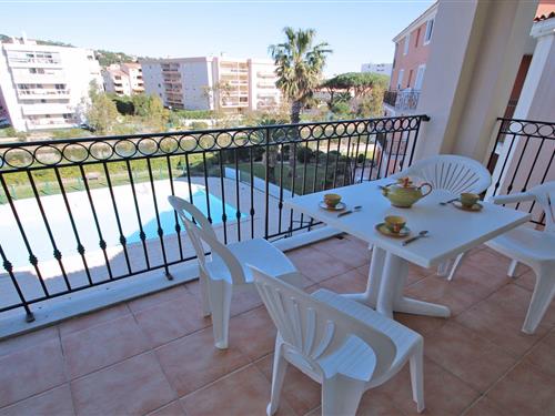 Holiday Home/Apartment - 5 persons -  - 7 avenue Georges Pompidou - 83120 - Sainte-Maxime