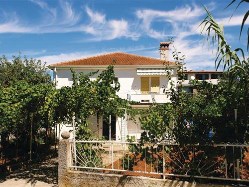 Holiday Home/Apartment - 6 persons -  - Bennussieva - 52100 - Pula