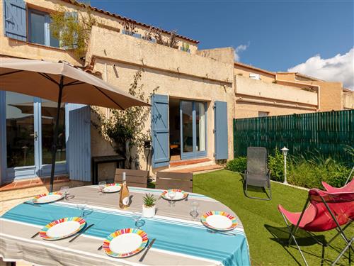 Holiday home - 6 persons -  - Carqueiranne - 83320