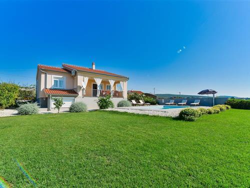 Villa - 7 personer -  - 23206 - Debeljak