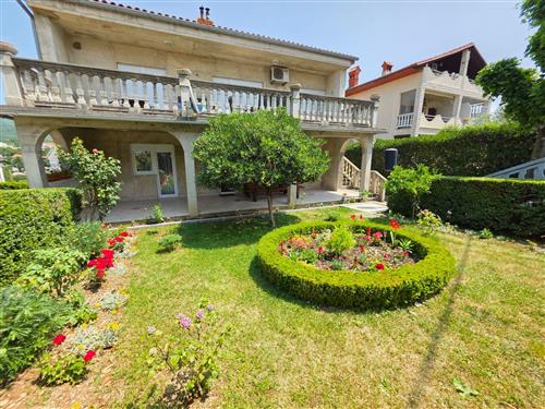 Holiday apartment - 6 persons -  - Novi Vinodolski - 51250