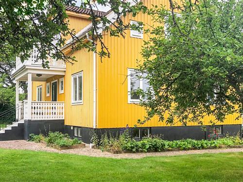 Holiday Home/Apartment - 10 persons -  - Hultanäs - Svartarp Gård/Åseda - 360 70 - Åseda