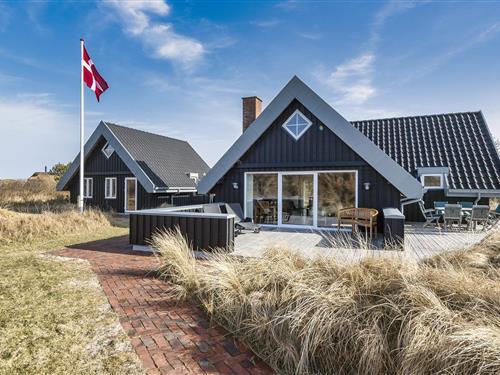 Holiday Home/Apartment - 6 persons -  - Lyngvej 15, Grærup Strand - 6840 - Grærup