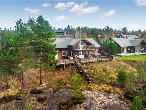 Holiday Home/Apartment - 14 persons -  - Vågsdalsfjorden - 4832 - Mykland