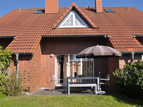 Holiday Home/Apartment - 6 persons -  - Sanddornweg 4 b - 18230 - Rerik