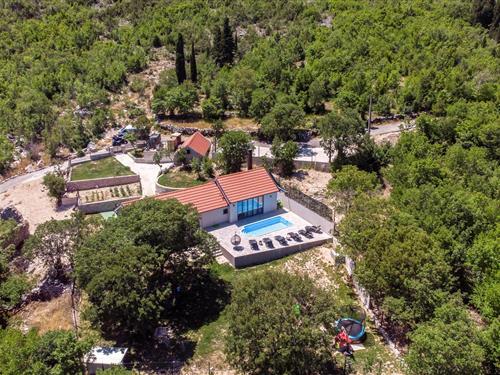 Holiday Home/Apartment - 6 persons -  - Dobranje bb - Ploce-Metkovic - 20353 - Metkovic