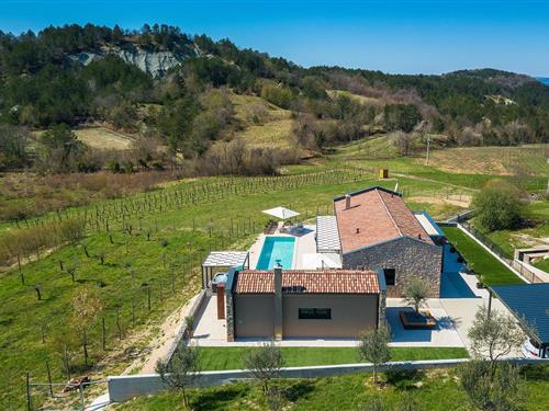 Holiday home - 6 persons -  - Klanac - Buzet-Hum - 52425 - Hum
