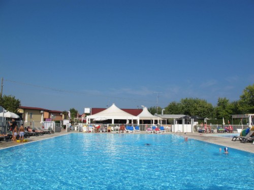 Holiday home - 6 persons -  - 37019 - Peschiera Del Garda