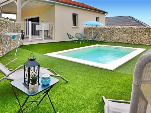 Holiday home - 5 persons -  - Lieu Dit La Croix Des Remparts - 46600 - Martel