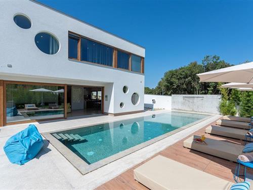 Holiday home - 10 persons -  - Pjescana Uvala - 52100 - Pula