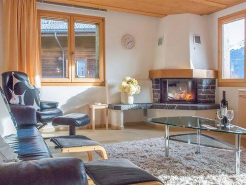 Holiday Home/Apartment - 6 persons -  - 3823 - Wengen