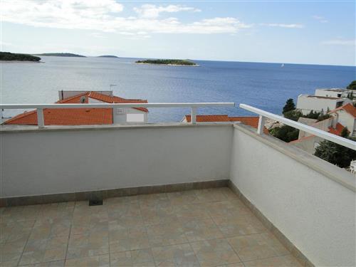 Holiday Home/Apartment - 4 persons -  - 22202 - Primošten