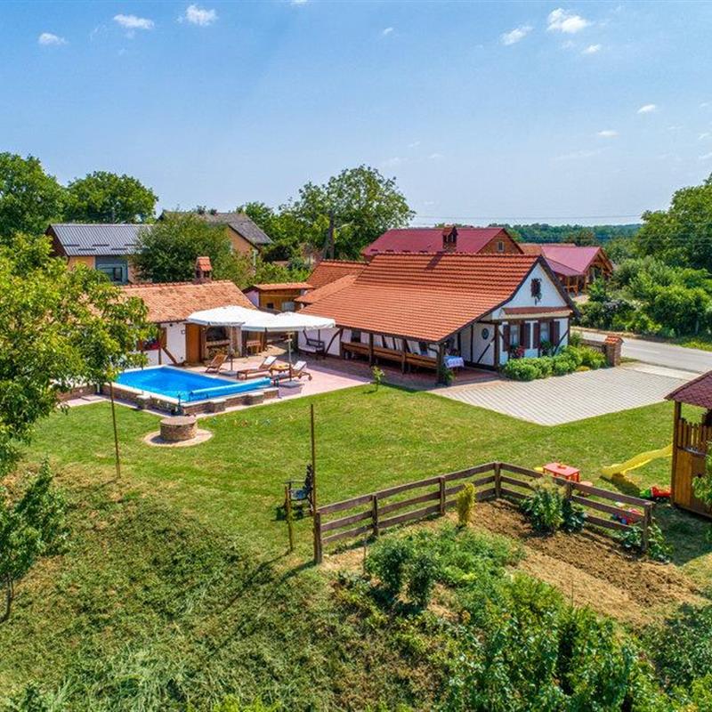 Sommerhus - 8 personer -  - Trema Dvorisce - Krizevci-Sveti Ivan Zabno - 48214 - Sveti Ivan Zabno