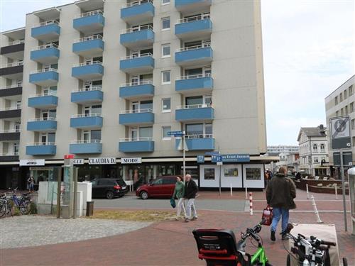 Holiday Home/Apartment - 2 persons -  - Dr. Nicolasstrasse 2  App - 25980 - Westerland Auf Sylt