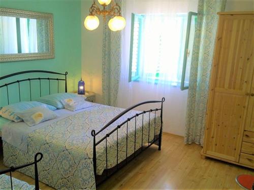 Ferielejlighed - 6 personer -  - Grebaštica - 22000