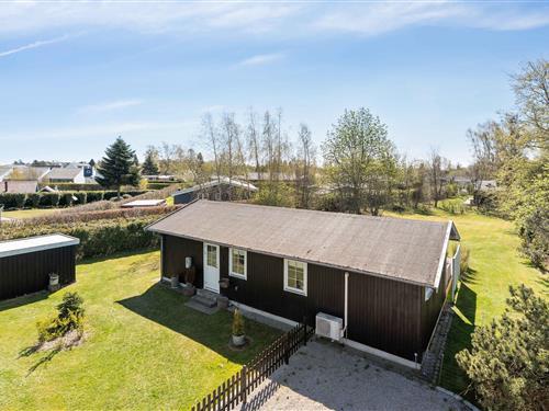 Holiday home - 6 persons -  - Agermyntevej - 4873 - Væggerløse