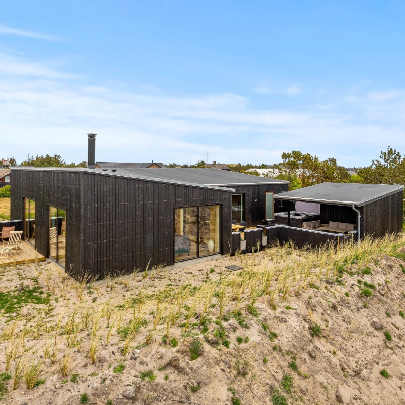 Sommerhus - 8 personer -  - Fyrmarken - Nr. Lyngvig - 6960 - Hvide Sande