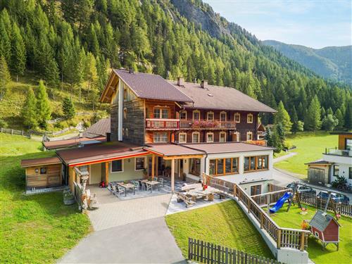 Ferienhaus - 3 Personen -  - Burg - 9981 - Kals Am Großglockner