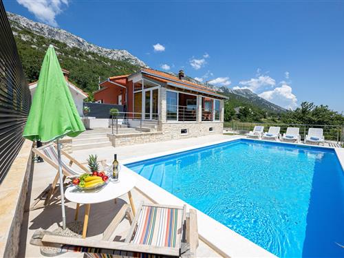 Feriehus / leilighet - 8 personer -  - Dubrava - Omis-Dubrava - 21252 - Dubrava