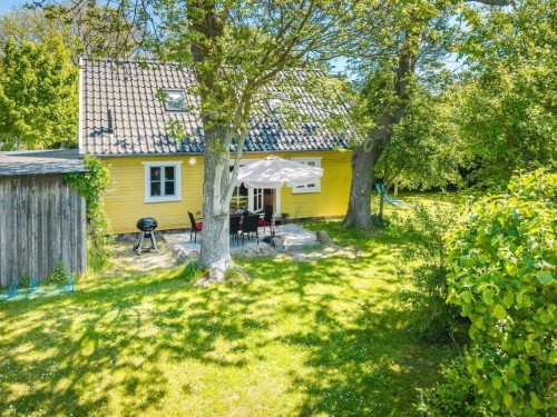 Holiday home - 5 persons -  - Gudderitz - 18556 - Altenkirchen