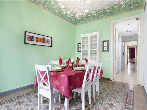 Villa - 5 persons -  - 08008 - Barcelona