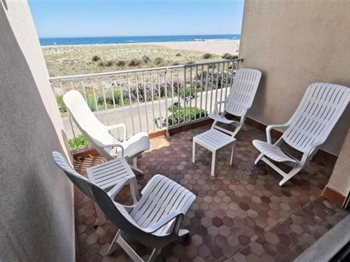 Holiday Home/Apartment - 6 persons -  - 11370 - Leucate