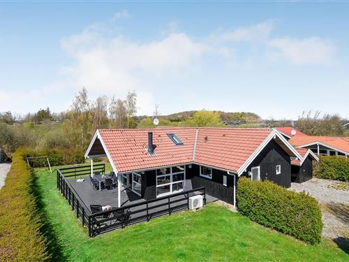 Sommerhus - 10 personer -  - Udsigten - Spodsbjerg - 5900 - Rudkøbing