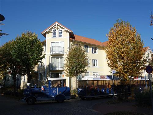 Ferienhaus - 4 Personen -  - Friedensstraße 1 a - 18181 - Seeheilbad Graal-Müritz