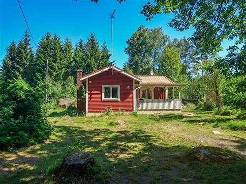 Fritidshus - 4 personer -  - Kalvshult - Älmhult - 343 96 - Hallaryd