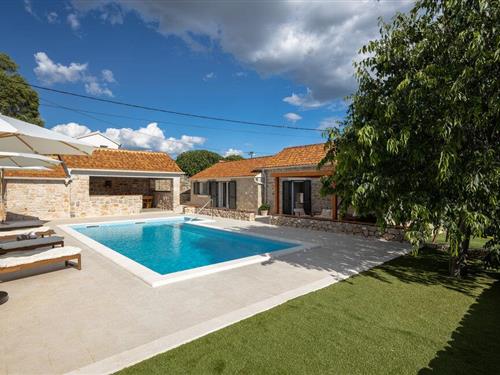 Holiday home - 6 persons -  - Prhovo - Primosten-Prhovo - 22202 - Primosten